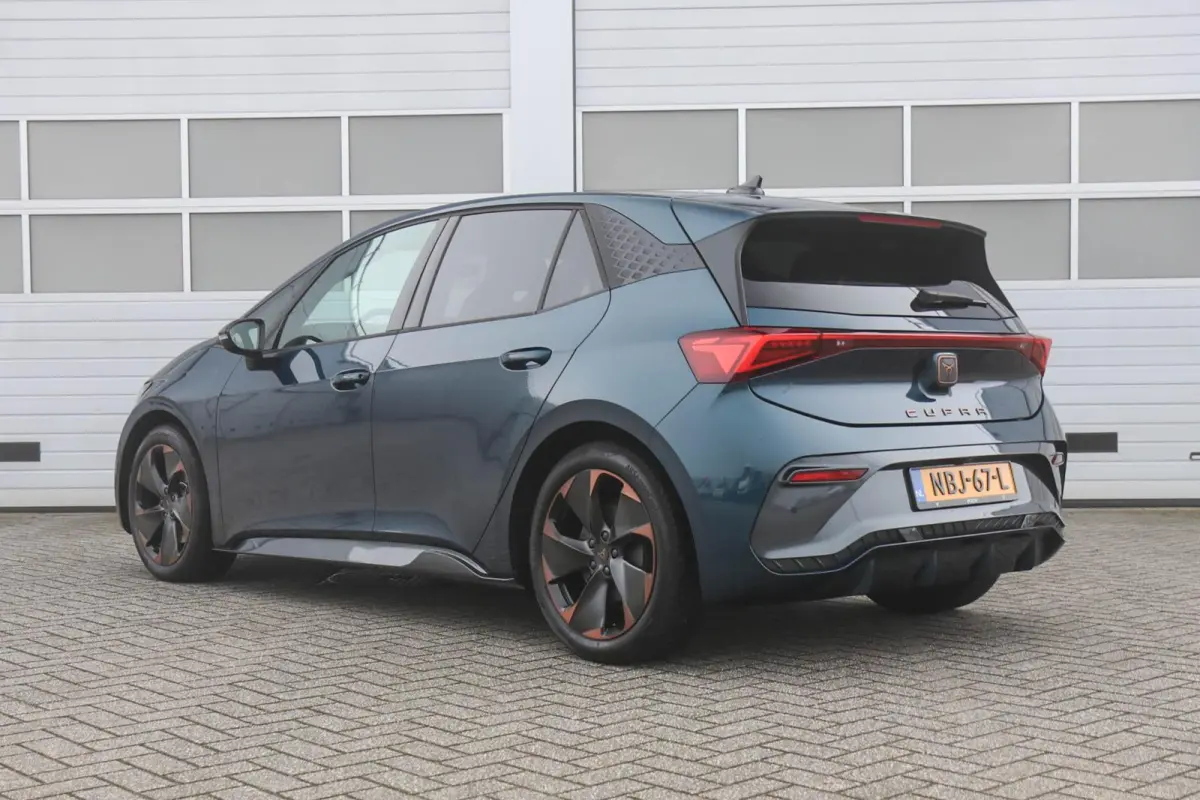 230pk Business 62 kWh | SoH 97% | Navigatie | Stoelverwarming | Full Link | Achteruitrijcamera