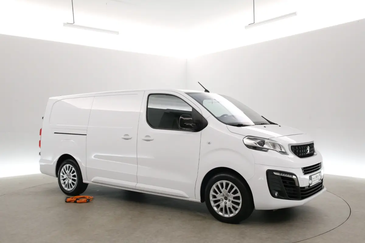 75 kWh L3H1 Long Range | Snelladen | SOH 97% | Clima | Camera | 3 Zits | Cruise | Carplay | Xenon
