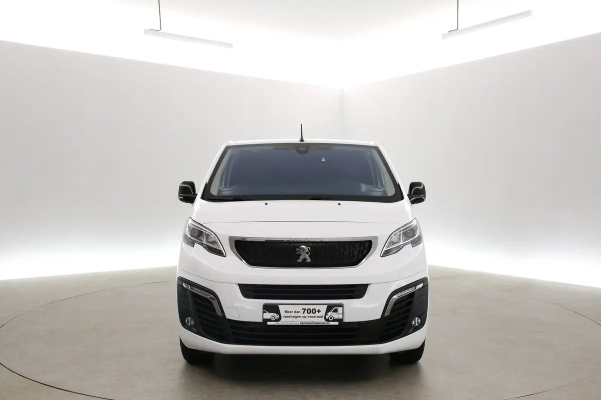75 kWh L3H1 Long Range | Snelladen | SOH 97% | Clima | Camera | 3 Zits | Cruise | Carplay | Xenon