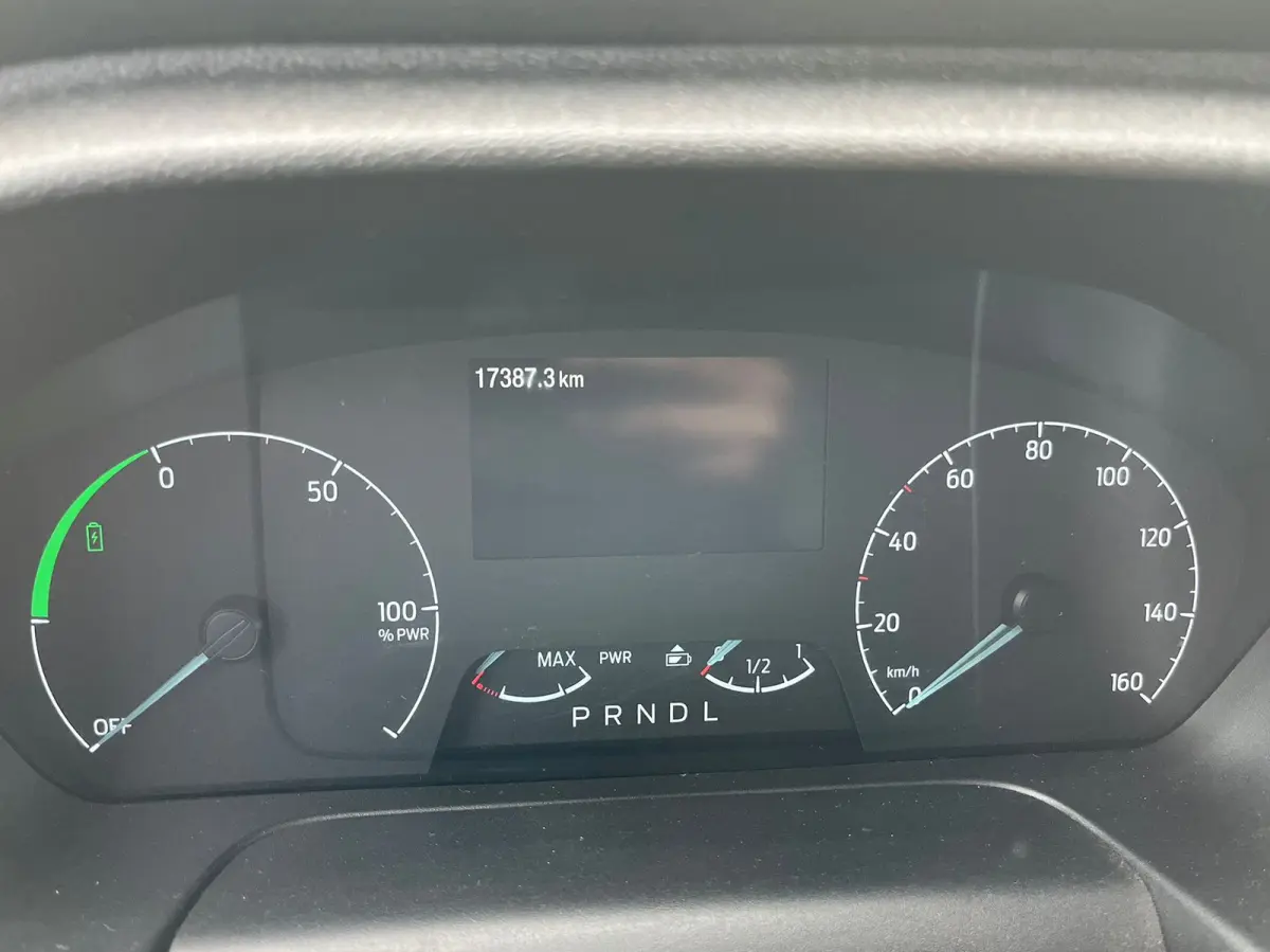68kWh 184PK L2H2 317km WLTP 97,7% (SOH) BEV Snelladen Camera Cruise control Climate control Carplay Navigatie Parkeersensoren