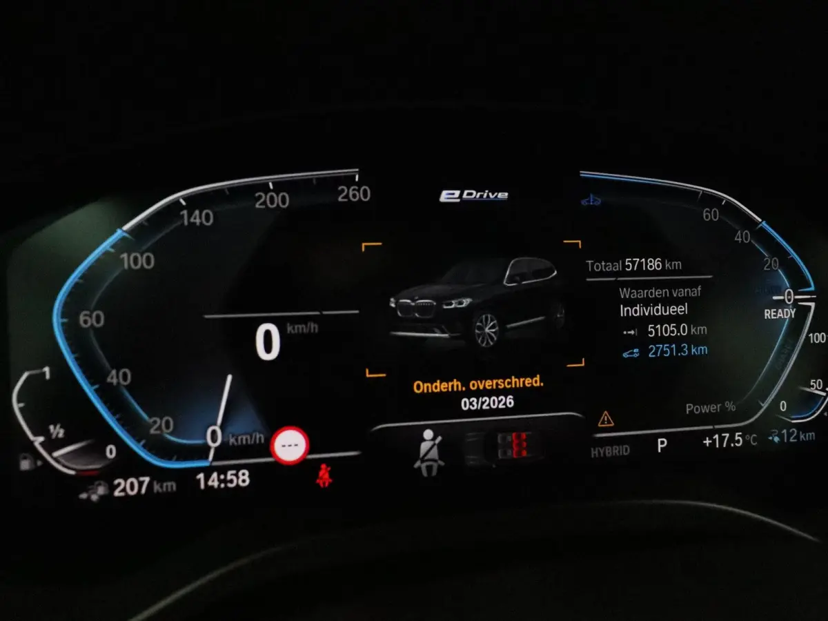 xDrive30e High Executive | SoH 93,3% | Comfort Access | Trekhaak | Laserlight | Head-Up Display | 19''