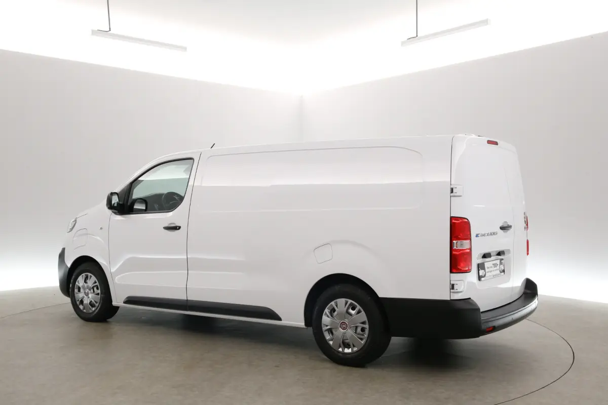75 kWh L3H1 Long Range | Snelladen | SOH 96% | Airco | Cruise | 3 Zits | Carplay | Parkeersens.