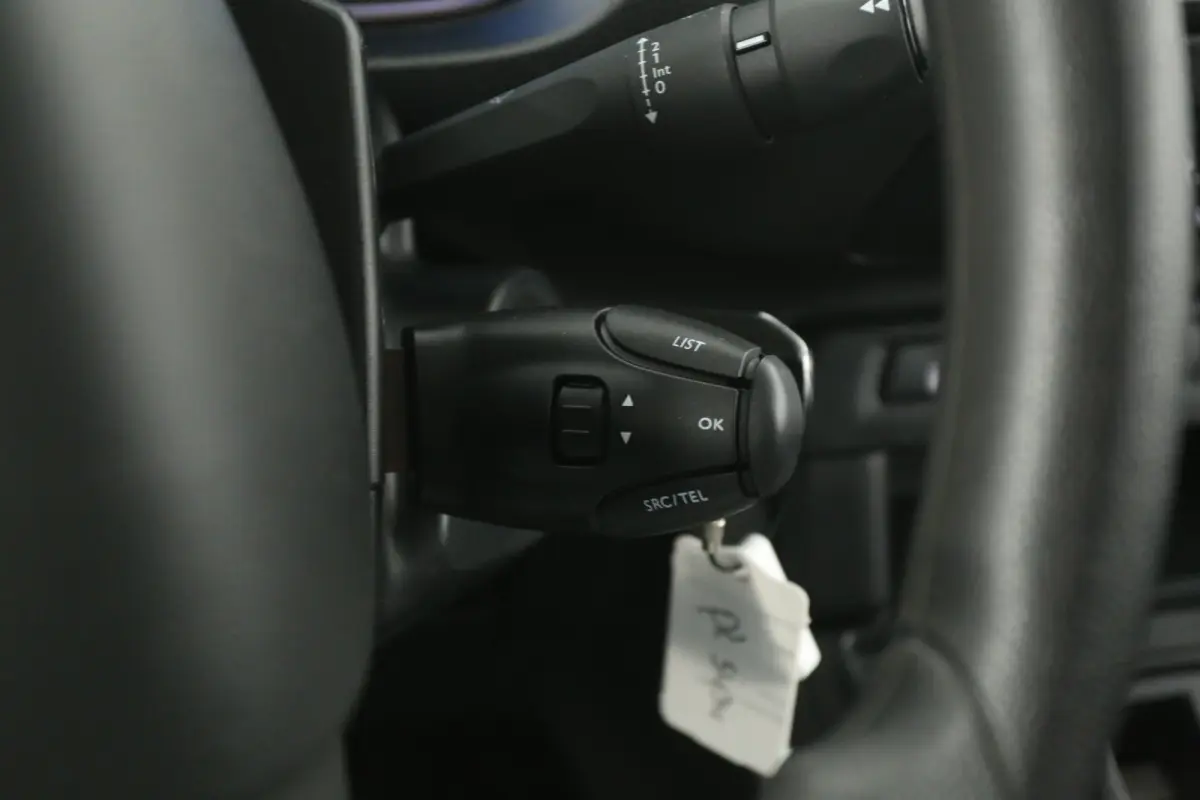 75 kWh L3H1 Long Range | Snelladen | SOH 96% | Airco | Cruise | 3 Zits | Carplay | Parkeersens.