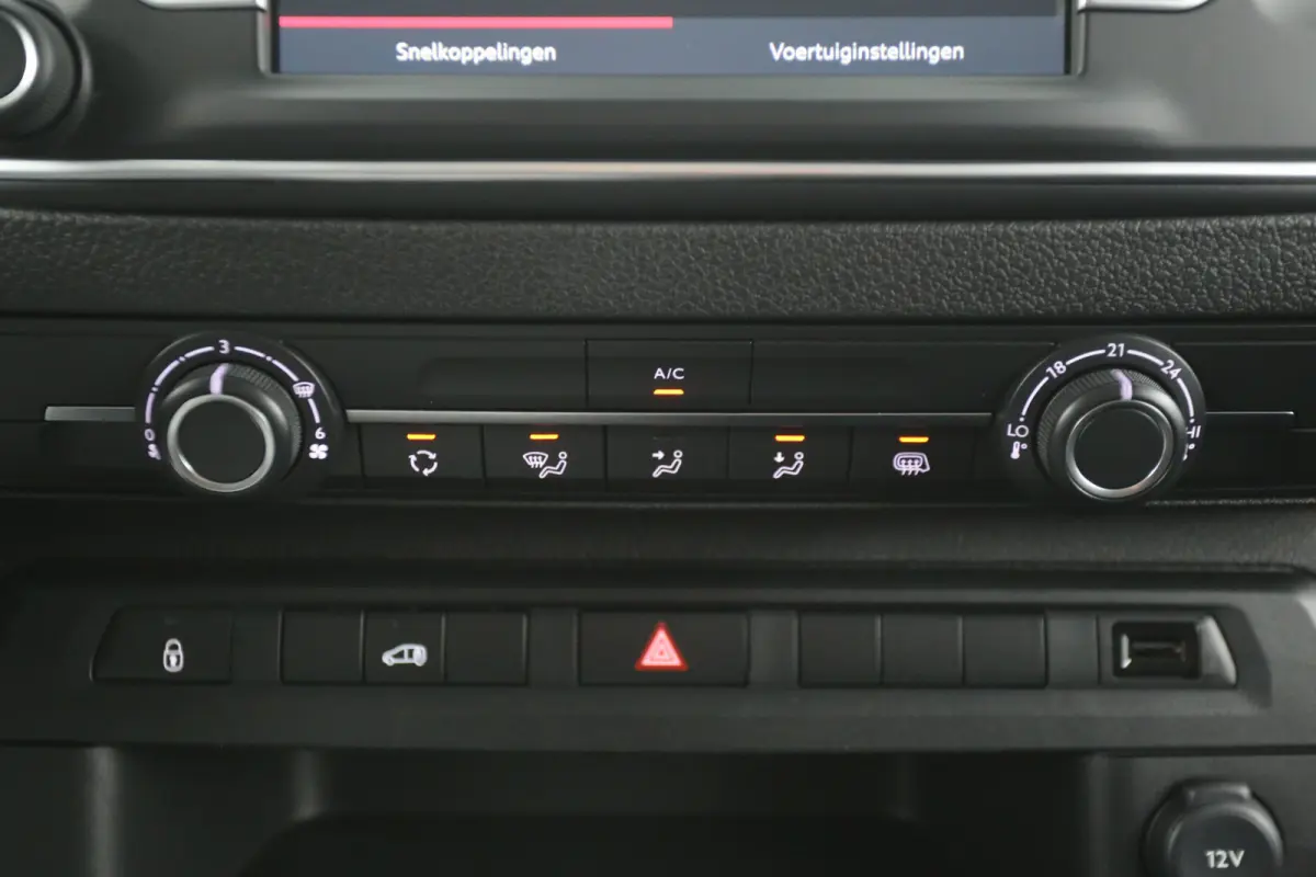 75 kWh L3H1 Long Range | Snelladen | SOH 96% | Airco | Cruise | 3 Zits | Carplay | Parkeersens.