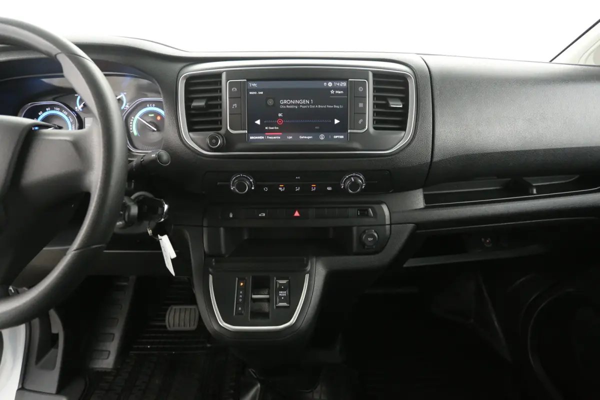 75 kWh L3H1 Long Range | Snelladen | SOH 96% | Airco | Cruise | 3 Zits | Carplay | Parkeersens.