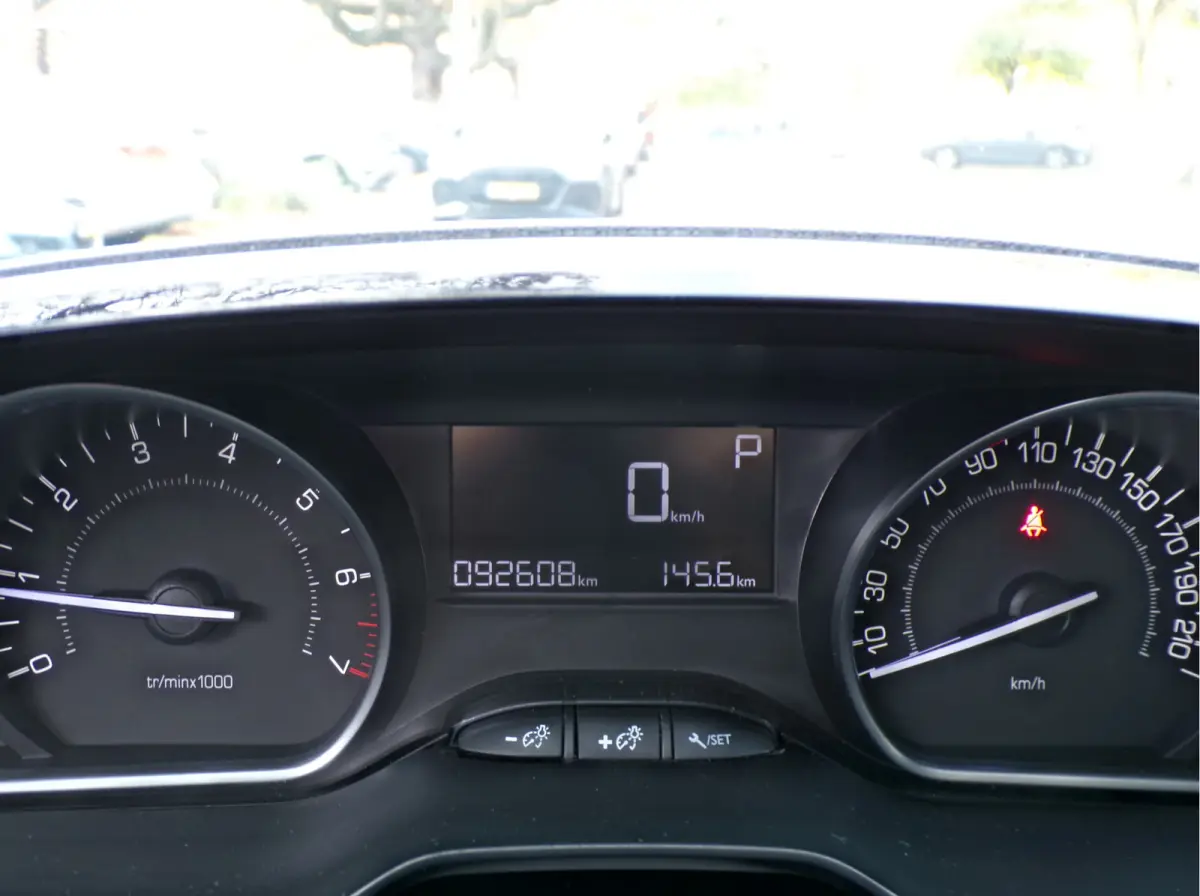 1.2 PureTech Active van 1e eig automaat nw DB riem