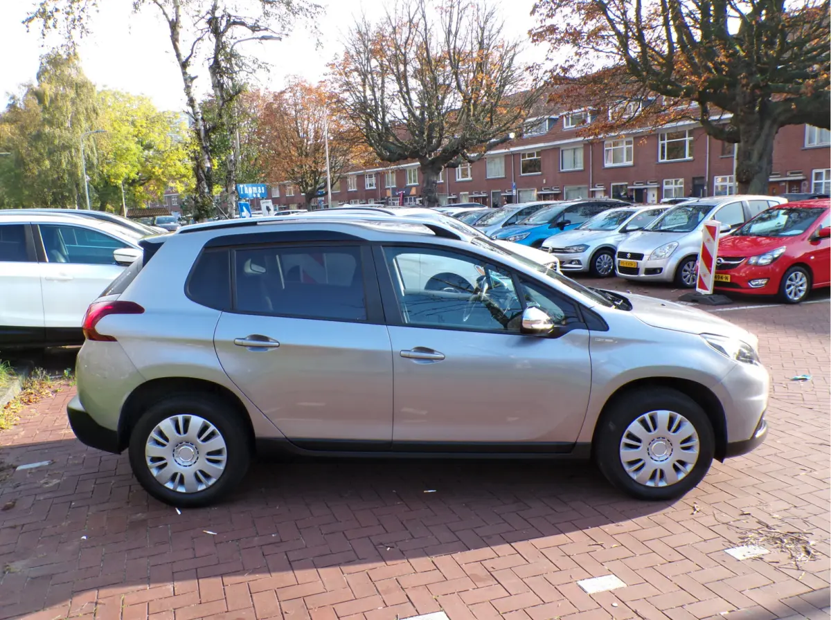 1.2 PureTech Active van 1e eig automaat nw DB riem