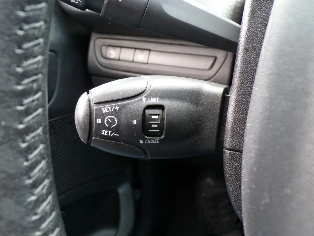 1.2 PureTech Active van 1e eig automaat nw DB riem