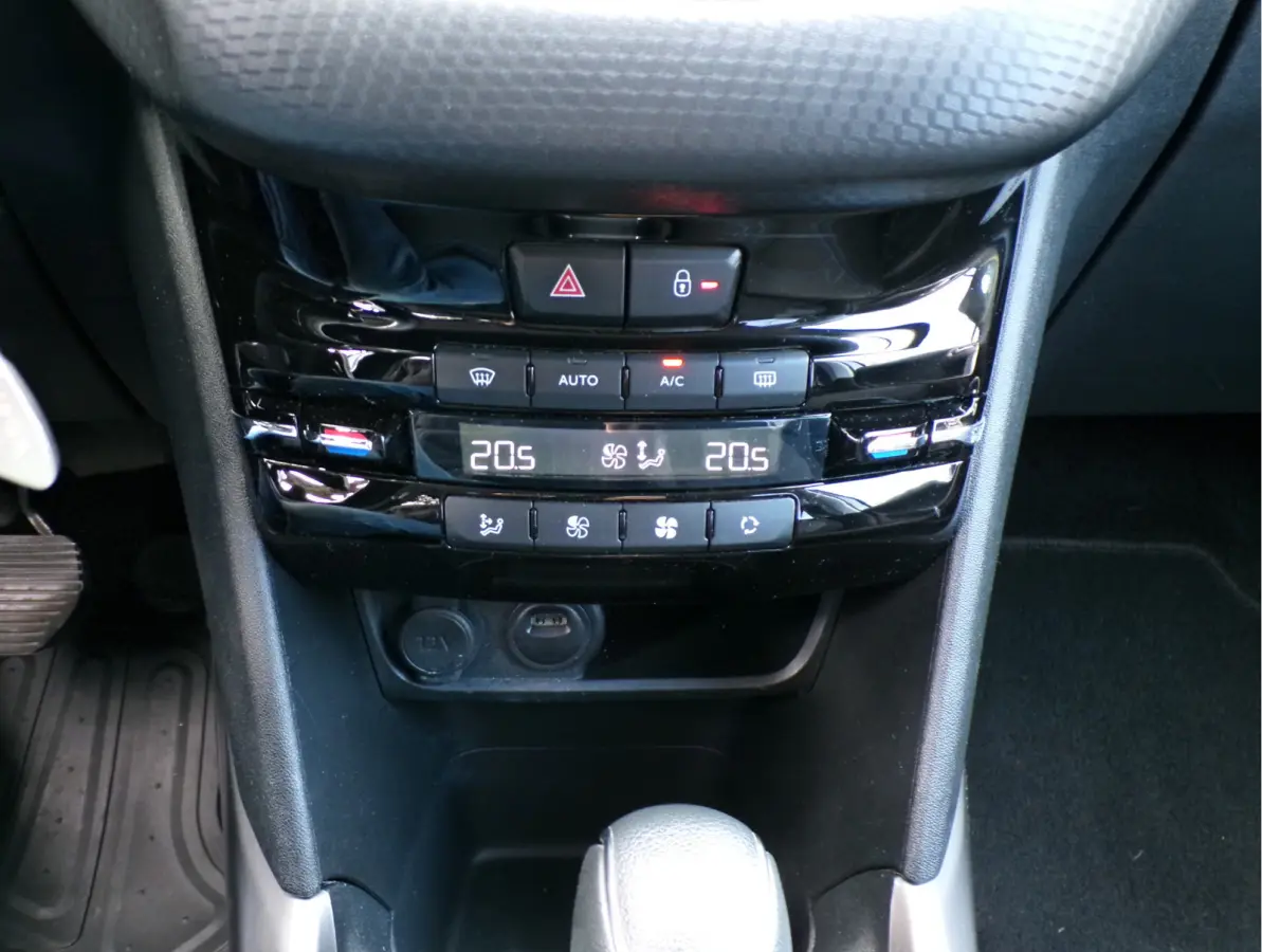 1.2 PureTech Active van 1e eig automaat nw DB riem