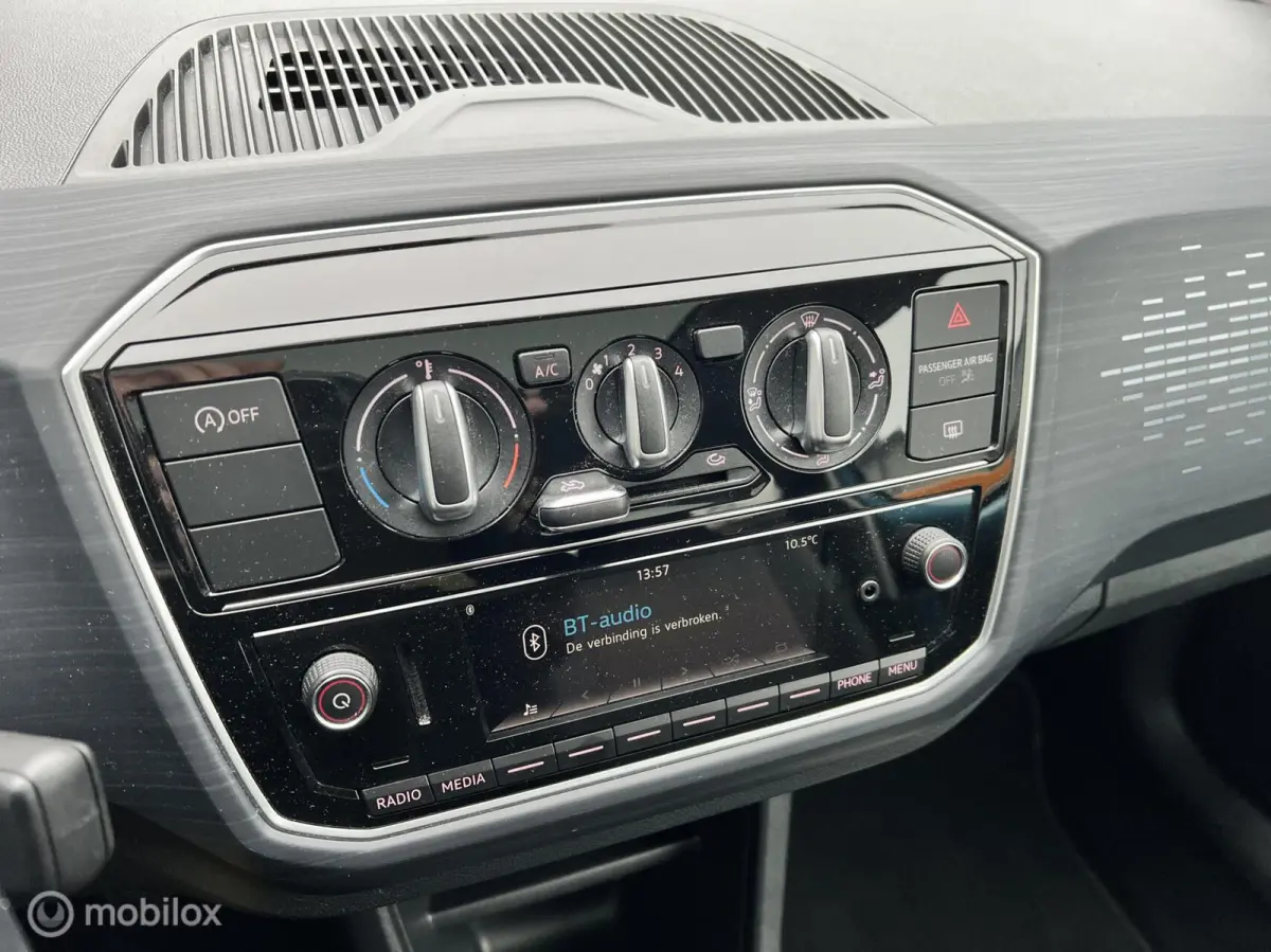 Up! 1.0 Sound up! |Panorama|Bluetooth|Nieuwstaat