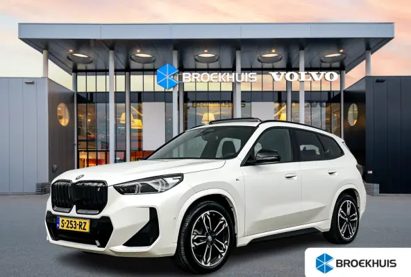 xDrive30 Launch Edition 67 kWh|M-Sport|HarmanKardon|BlackLine|Trekhaak