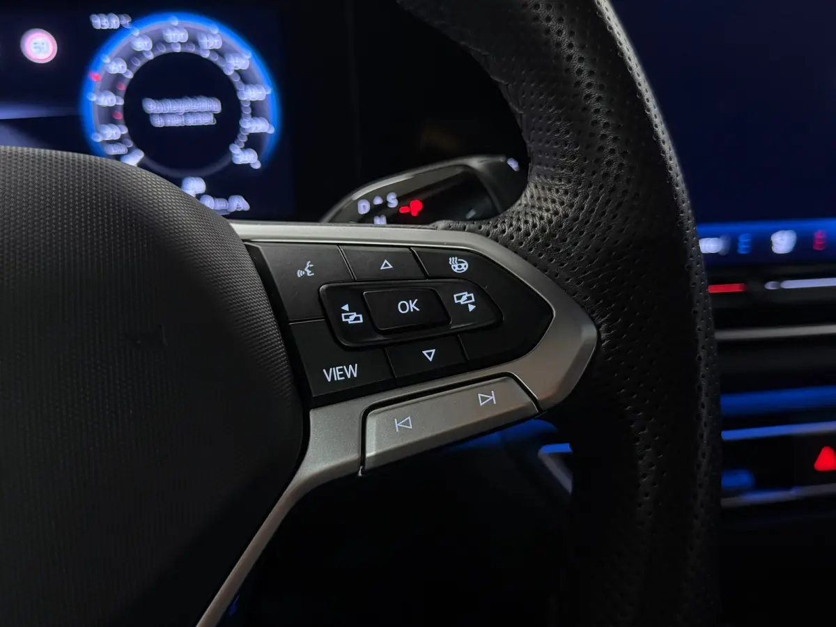 1.5 eHybrid 3x R-Line |BTW|PANO|MASSAGE|H&K|HuD|360 CAM|KEYLESS|IQ LIGHT|MEMORY|FABRIEKSGARANTIE|STOELKOELING|