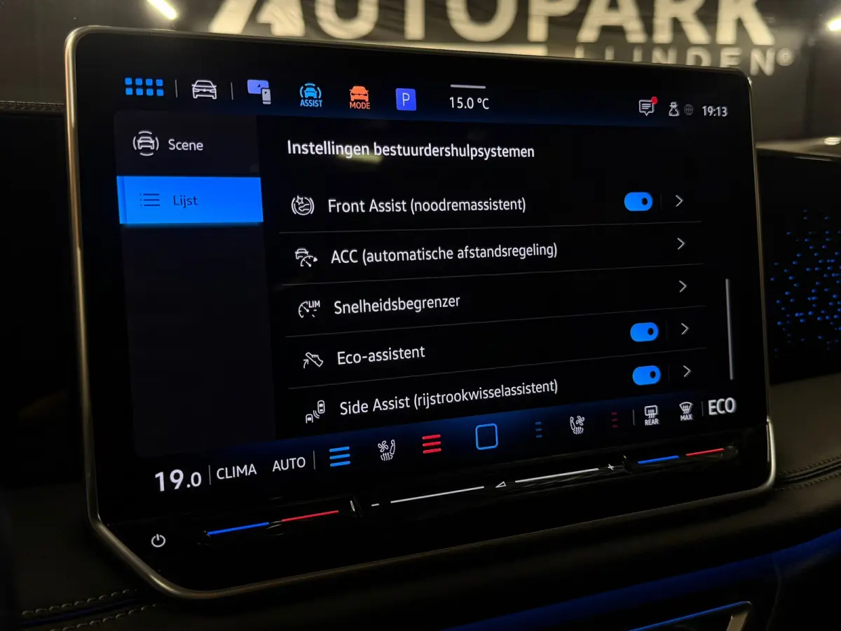 1.5 eHybrid 3x R-Line |BTW|PANO|MASSAGE|H&K|HuD|360 CAM|KEYLESS|IQ LIGHT|MEMORY|FABRIEKSGARANTIE|STOELKOELING|