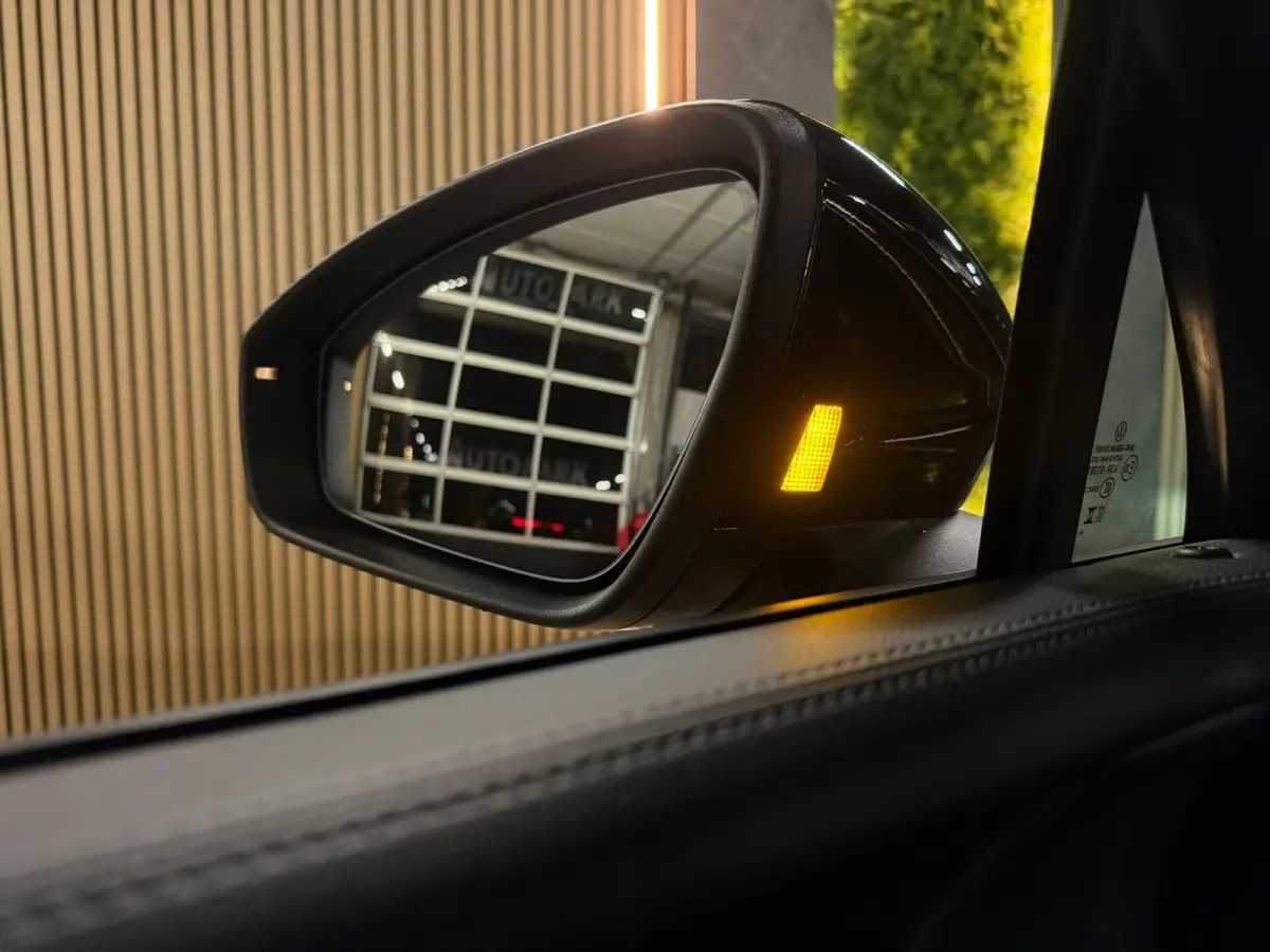1.5 eHybrid 3x R-Line |BTW|PANO|MASSAGE|H&K|HuD|360 CAM|KEYLESS|IQ LIGHT|MEMORY|FABRIEKSGARANTIE|STOELKOELING|