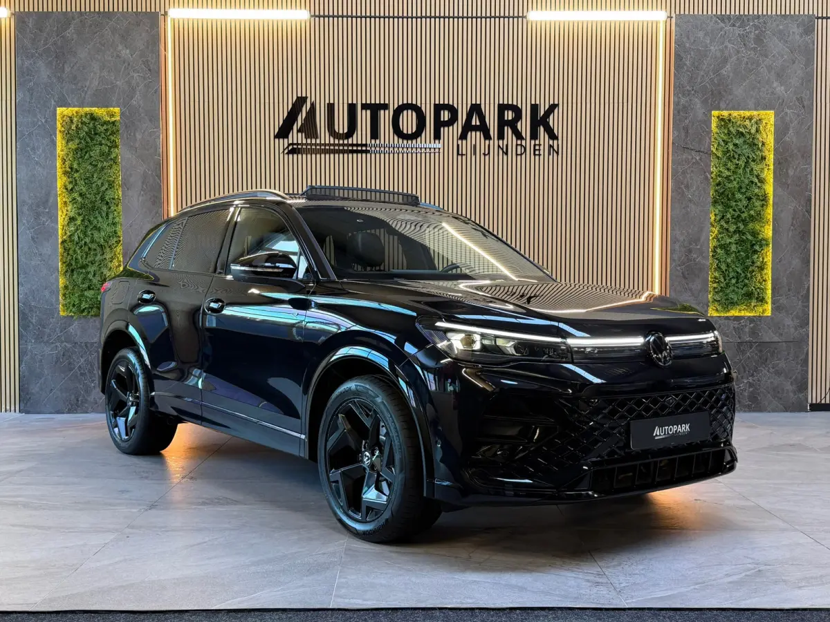 1.5 eHybrid 3x R-Line |BTW|PANO|MASSAGE|H&K|HuD|360 CAM|KEYLESS|IQ LIGHT|MEMORY|FABRIEKSGARANTIE|STOELKOELING|