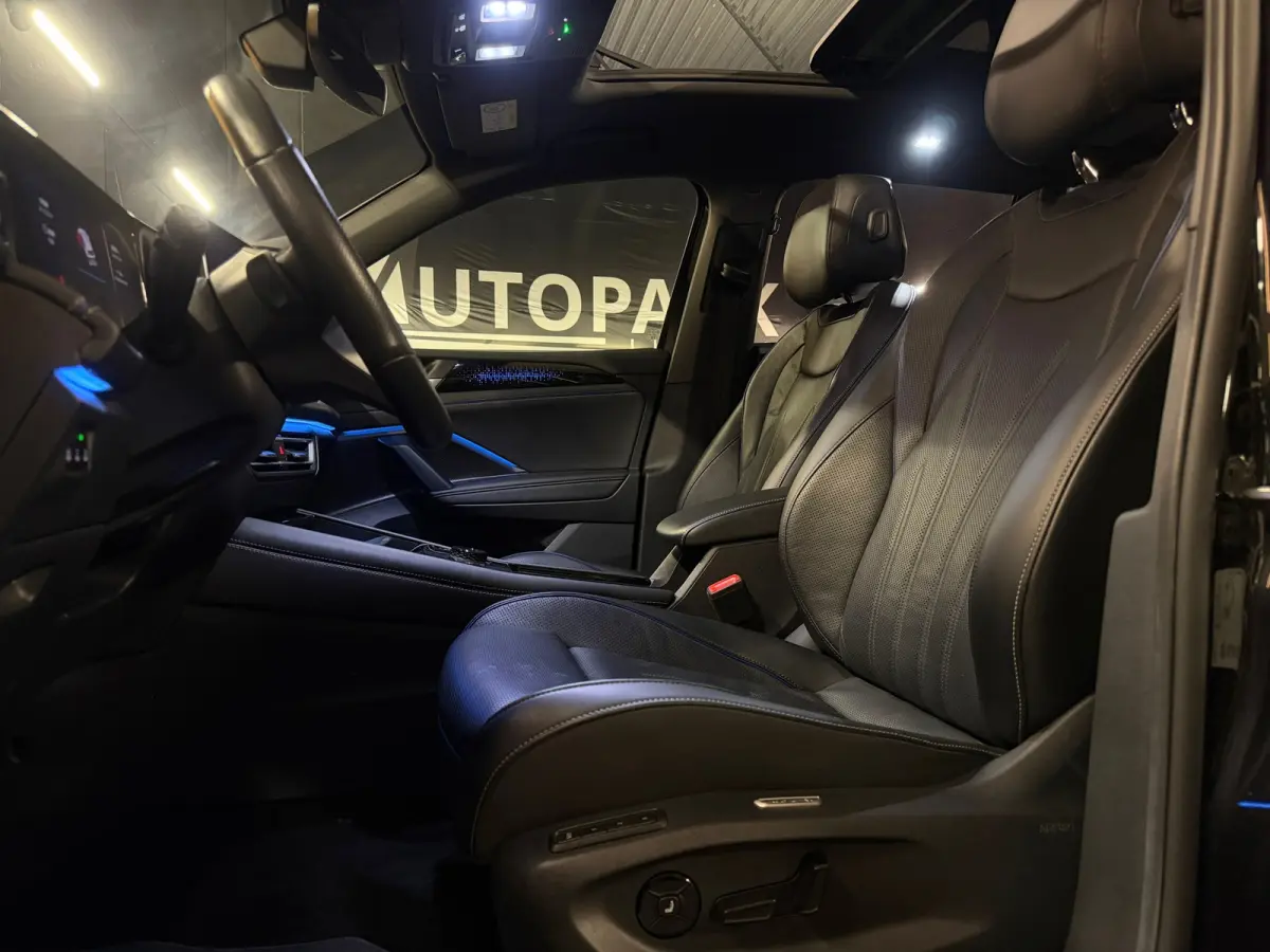 1.5 eHybrid 3x R-Line |BTW|PANO|MASSAGE|H&K|HuD|360 CAM|KEYLESS|IQ LIGHT|MEMORY|FABRIEKSGARANTIE|STOELKOELING|