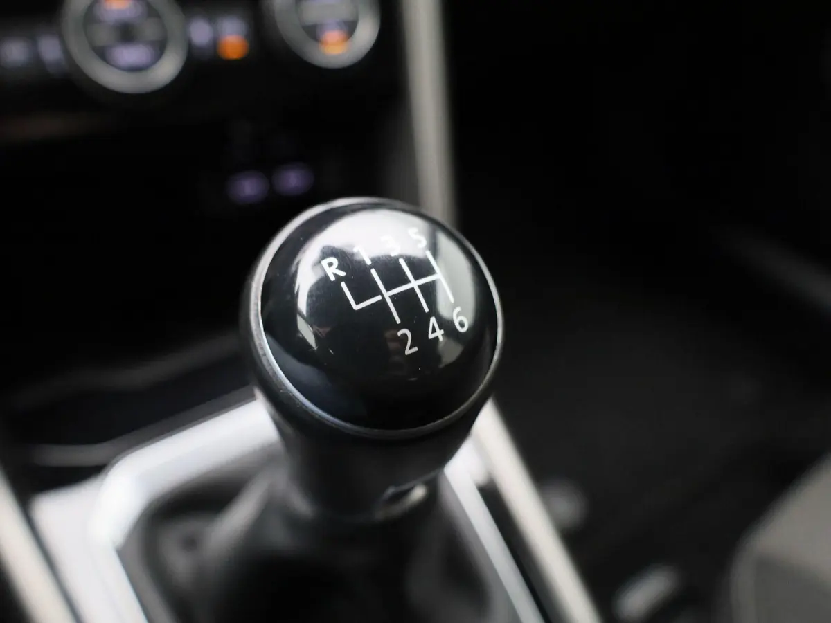 1.0 TSI Style Business 110 PK | Navigatie | Parkeersensoren | Climate Control | Adaptive Cruise Control | Achterklep, elektrisch bedienbaar | Apple Carplay | Android Auto |