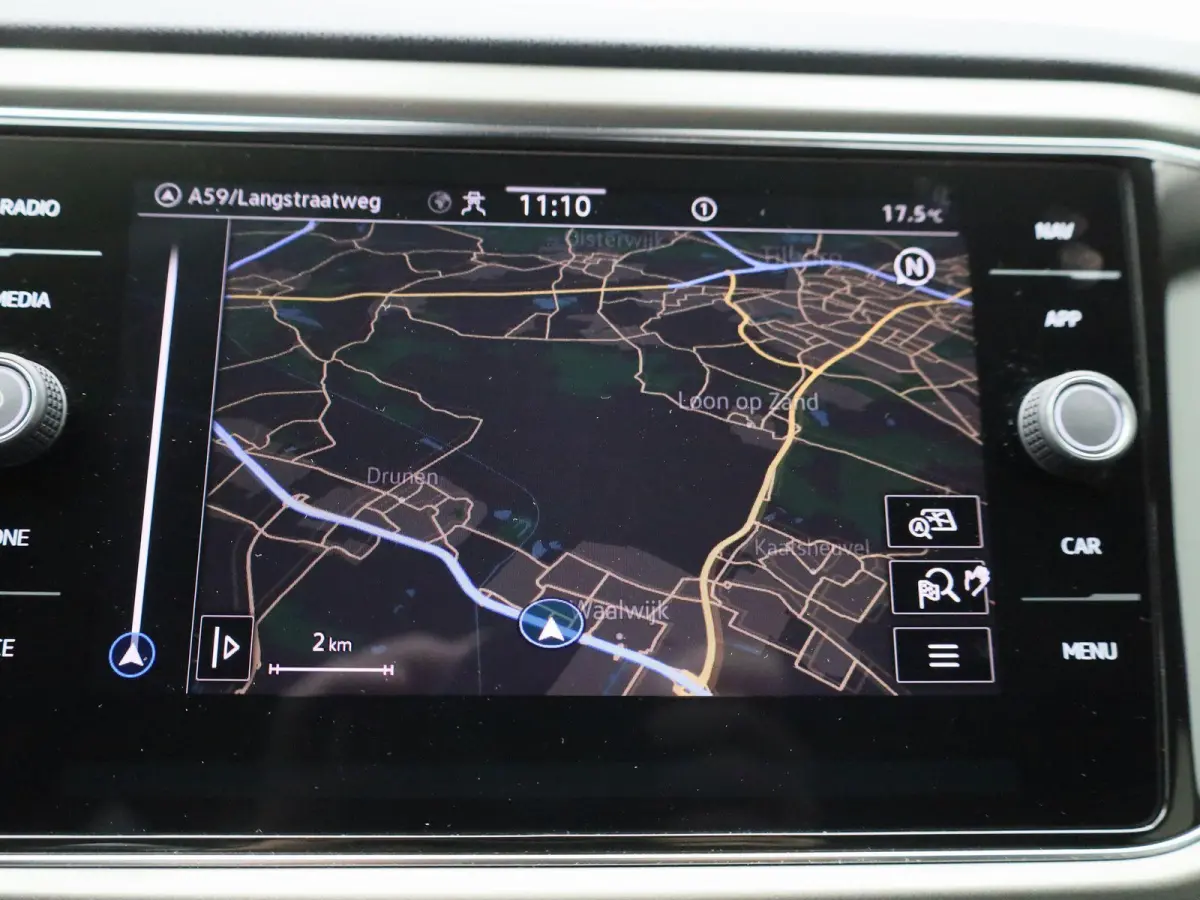 1.0 TSI Style Business 110 PK | Navigatie | Parkeersensoren | Climate Control | Adaptive Cruise Control | Achterklep, elektrisch bedienbaar | Apple Carplay | Android Auto |