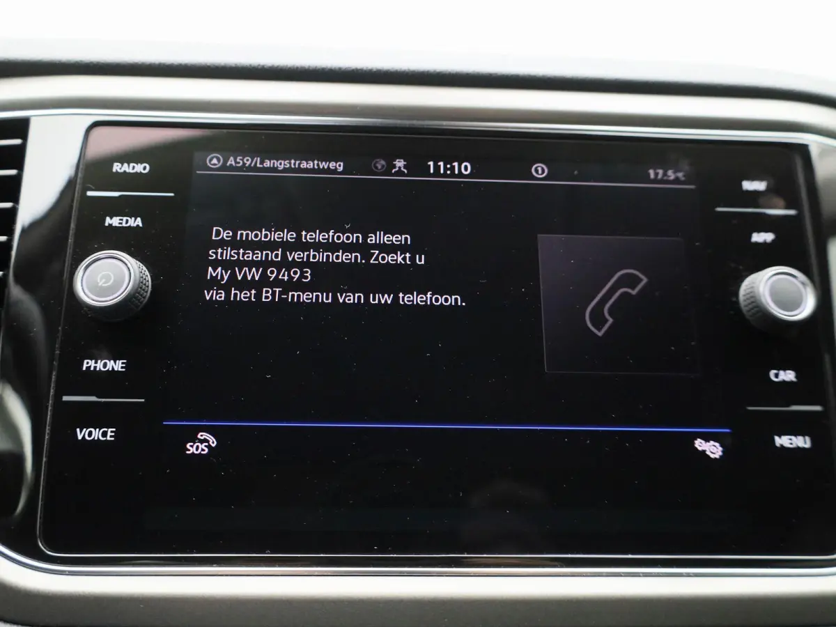 1.0 TSI Style Business 110 PK | Navigatie | Parkeersensoren | Climate Control | Adaptive Cruise Control | Achterklep, elektrisch bedienbaar | Apple Carplay | Android Auto |