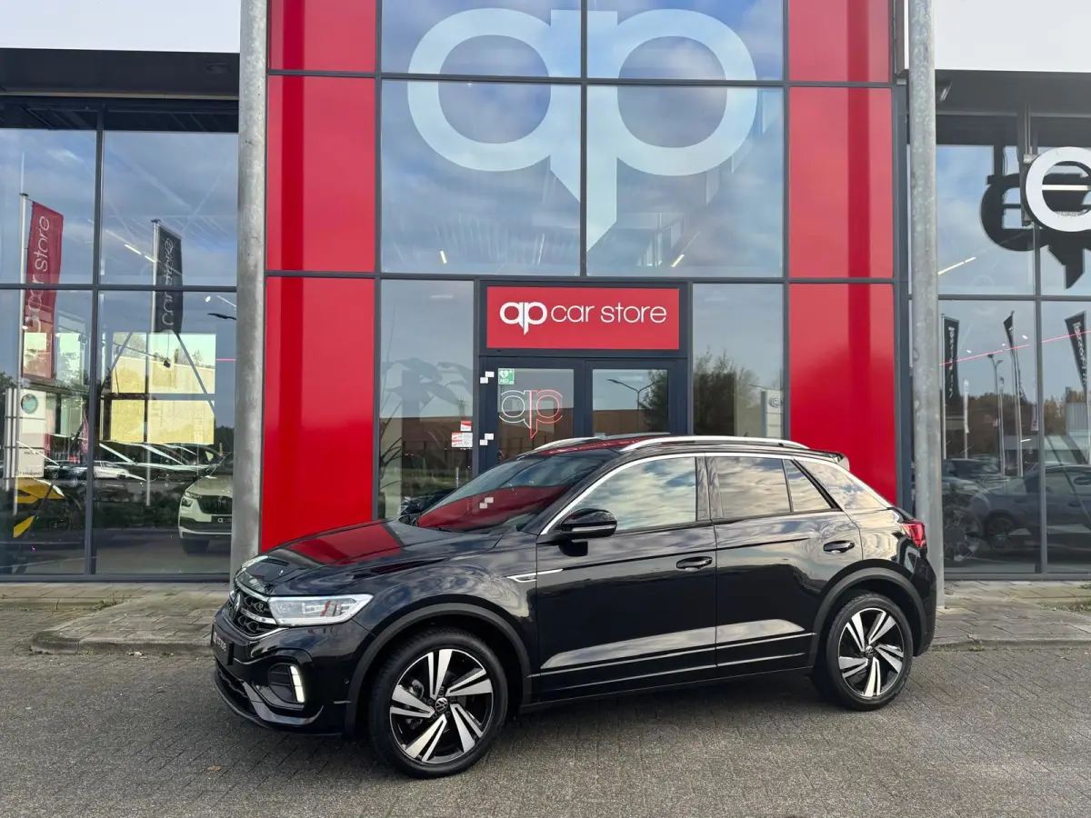 1.5 TSI DSG-7 3 X R-Line | Panorama | Camera | Parksens |Keyless | Carplay |