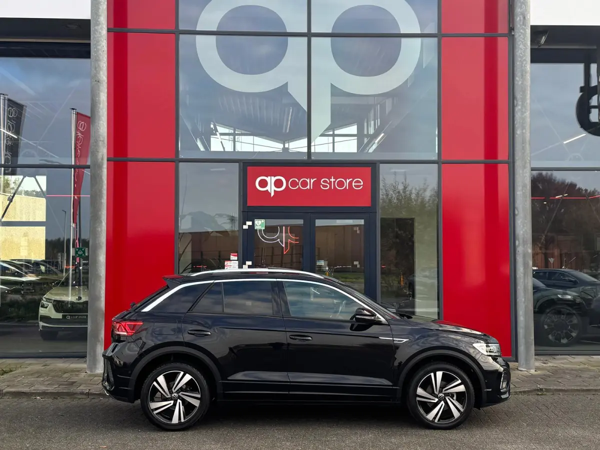 1.5 TSI DSG-7 3 X R-Line | Panorama | Camera | Parksens |Keyless | Carplay |