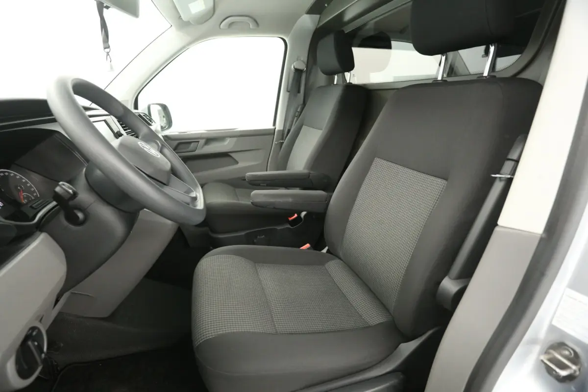 2.0 TDI L1H1 140PK | Marge | Airco | Carplay | Trekhaak* | Sidebars | Elektrpakket