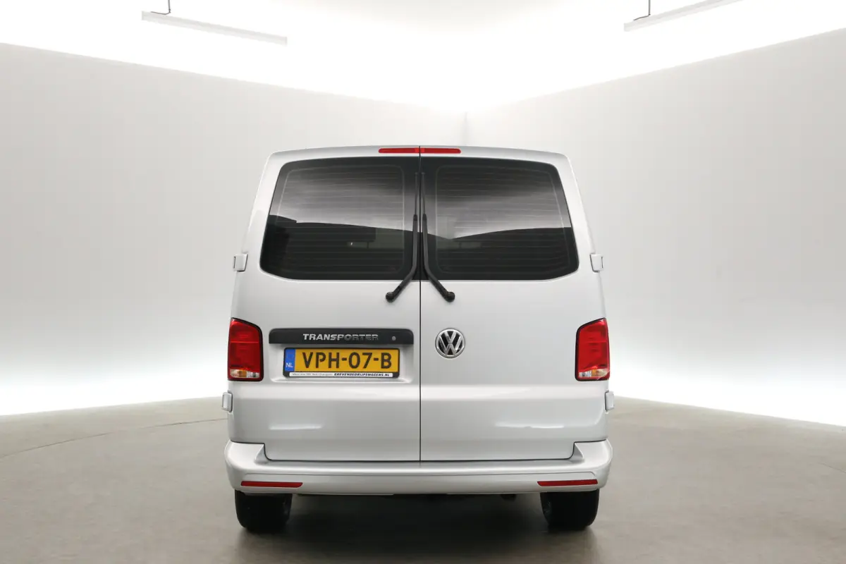 2.0 TDI L1H1 140PK | Marge | Airco | Carplay | Trekhaak* | Sidebars | Elektrpakket