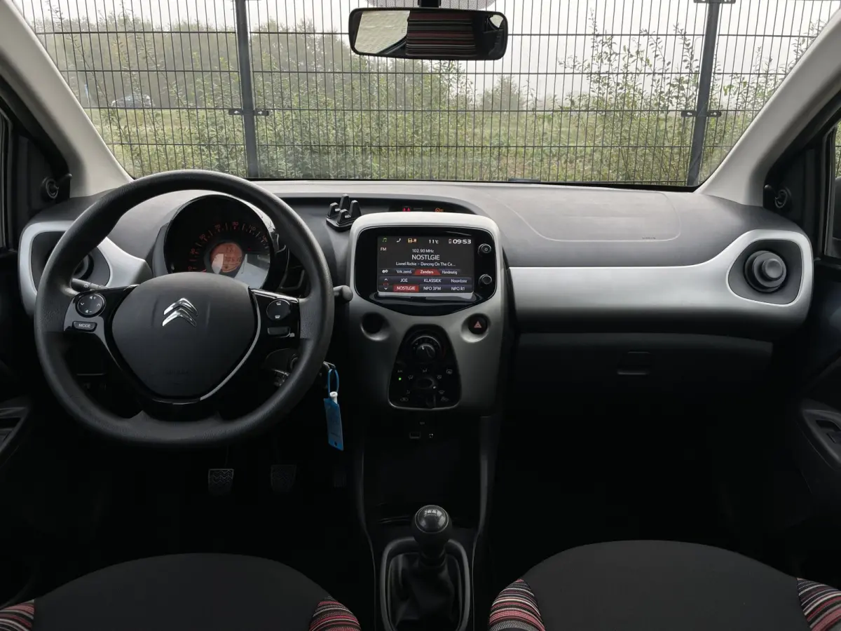 1.0 e-VTi Selection | scherm | Airco | Bluetooth |