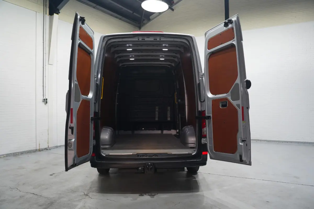 2.0 TDI 177 pk L3H3 Airco, Trekhaak 3.000 kg Laadruimte Pakket, 3-Zits