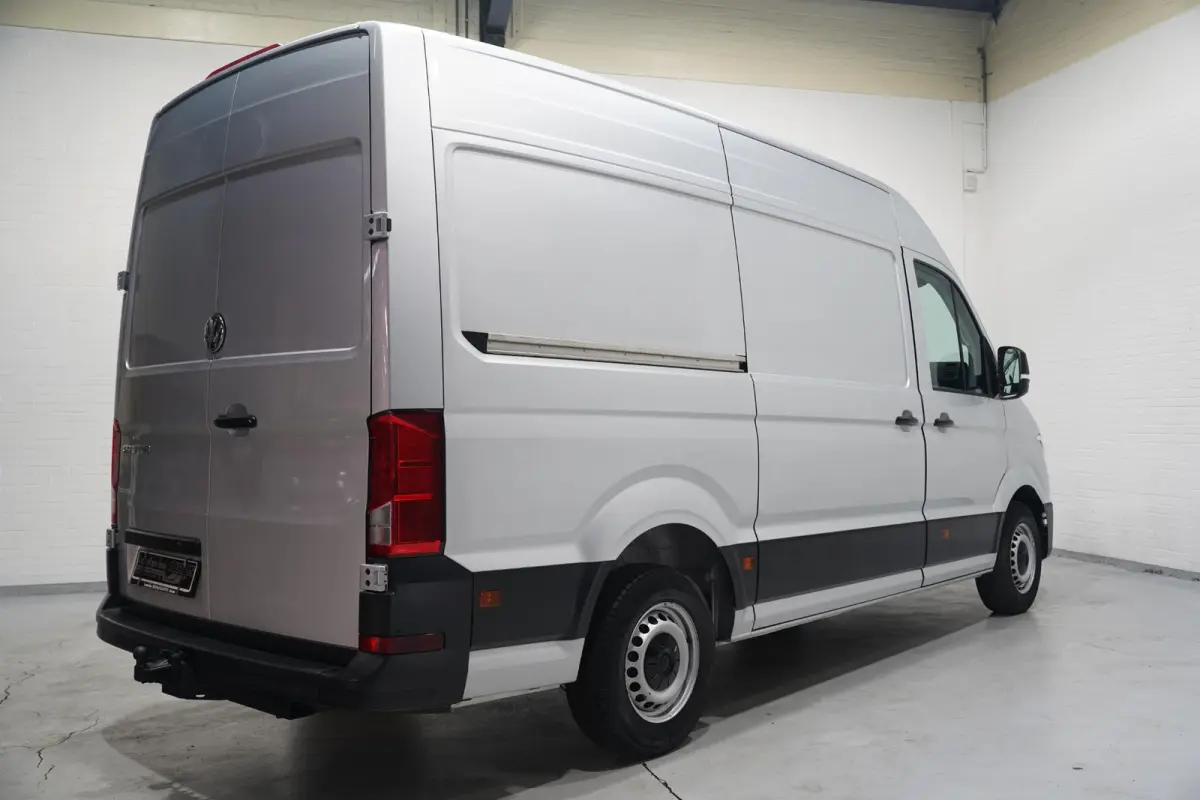 2.0 TDI 177 pk L3H3 Airco, Trekhaak 3.000 kg Laadruimte Pakket, 3-Zits