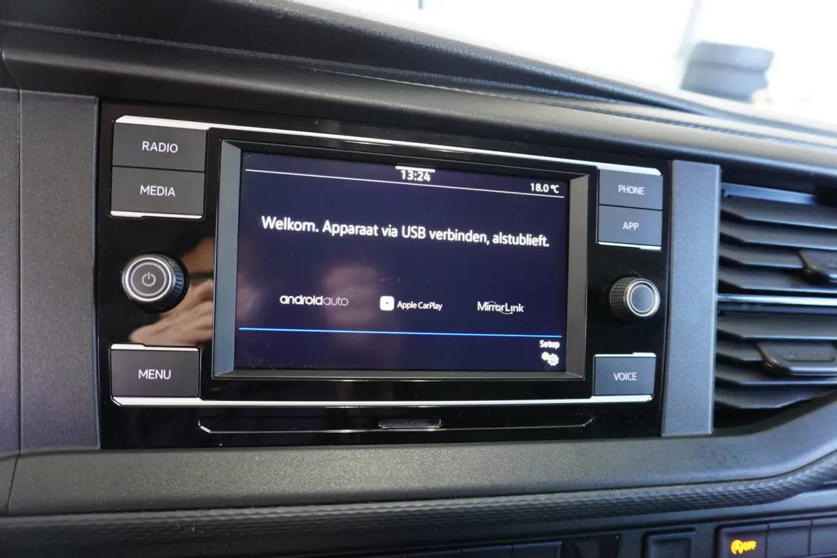 150pk automaat 20" Velgen Sidebars Apple Carplay Parkeersensoren Airco Cruise control Leder