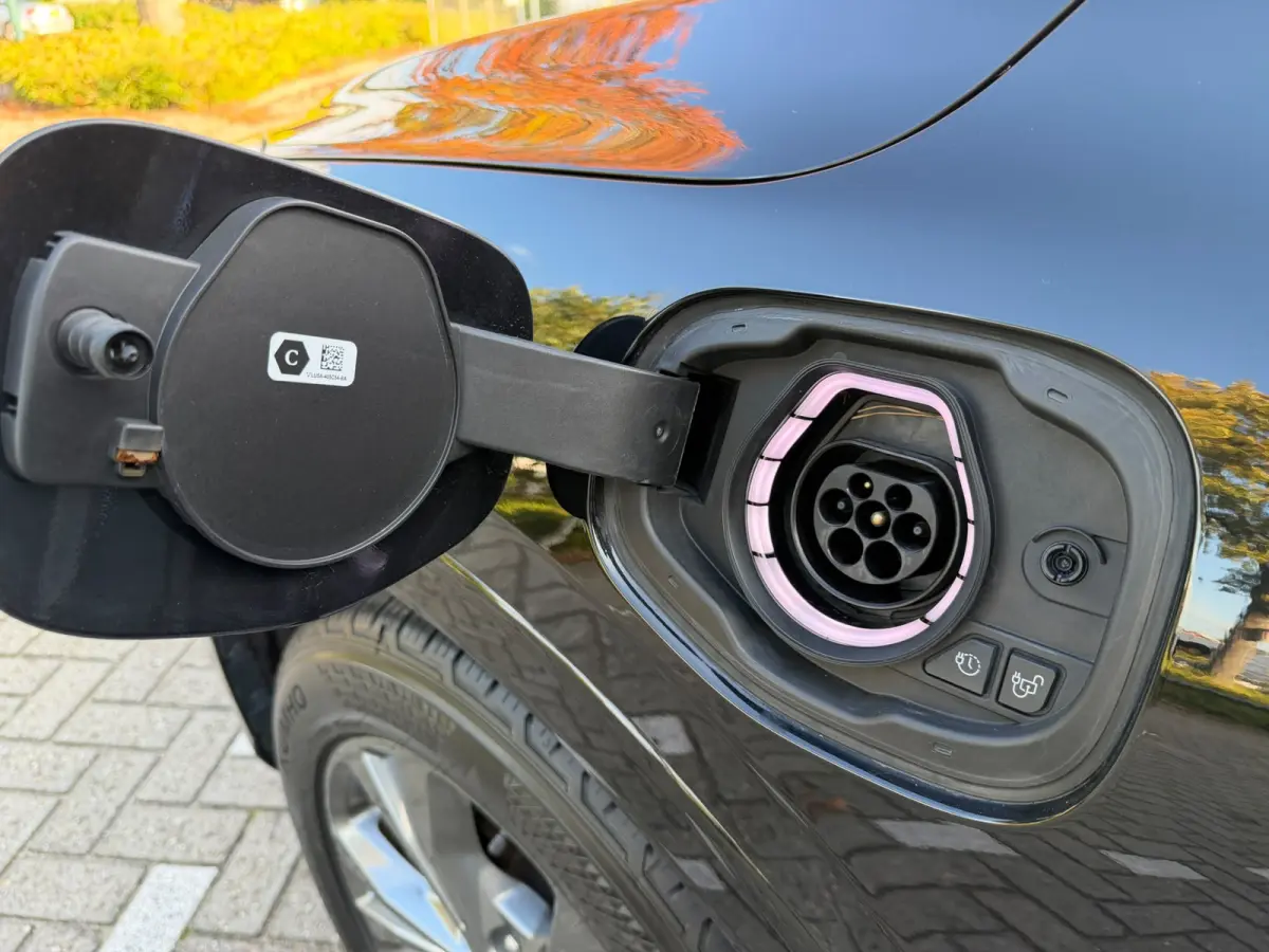 2.5 PHEV ST-Line Automaat Adaptieve cruise control Voor en achter camera Lichtmetalen velgen Privacy glass Navigatie