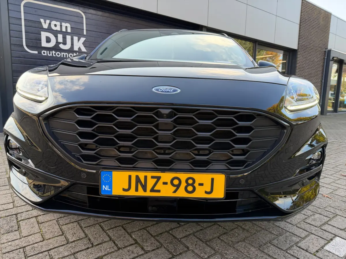 2.5 PHEV ST-Line Automaat Adaptieve cruise control Voor en achter camera Lichtmetalen velgen Privacy glass Navigatie