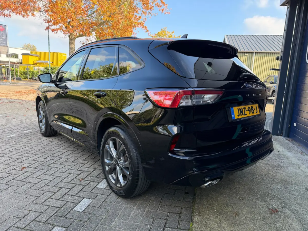 2.5 PHEV ST-Line Automaat Adaptieve cruise control Voor en achter camera Lichtmetalen velgen Privacy glass Navigatie