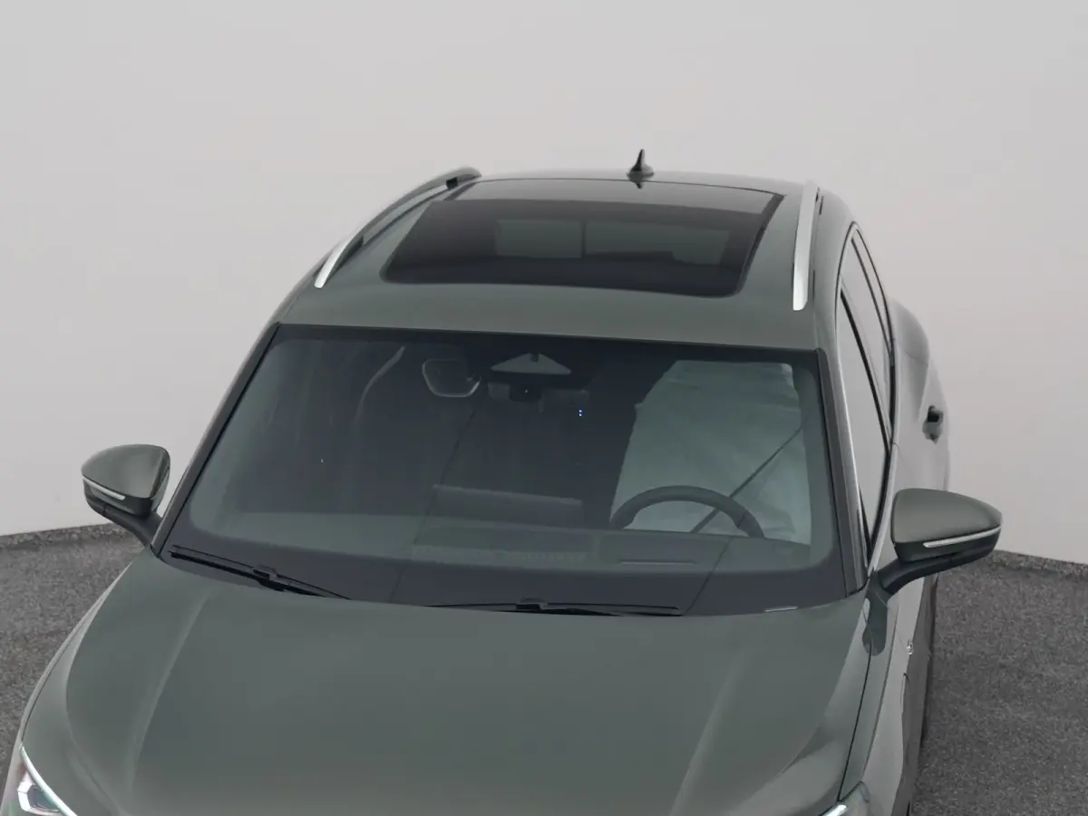 1.5 eHybrid R-Line NEW | PANO | 360° | HUD | ADAPTIVE | STOELMASSAGE | STOEL- EN STUURVERW. | TREKHAAK