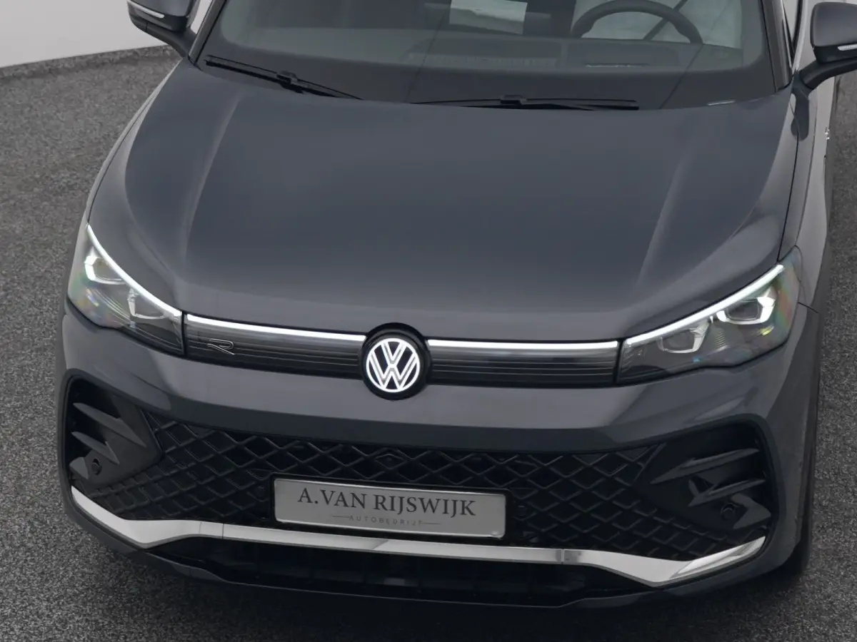 1.5 eHybrid R-Line NEW | PANO | 360° | HUD | ADAPTIVE | STOELMASSAGE | STOEL- EN STUURVERW. | TREKHAAK