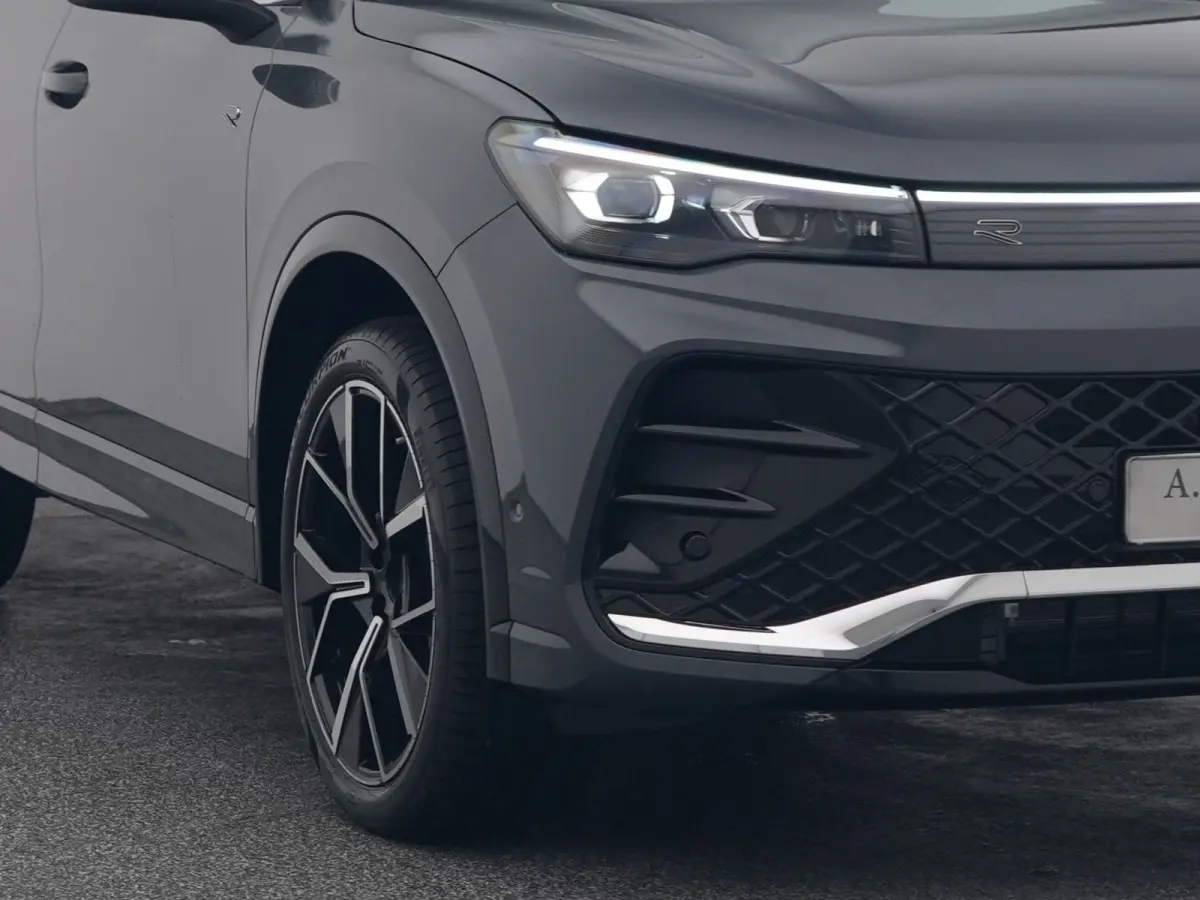 1.5 eHybrid R-Line NEW | PANO | 360° | HUD | ADAPTIVE | STOELMASSAGE | STOEL- EN STUURVERW. | TREKHAAK