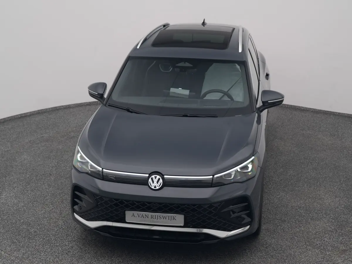 1.5 eHybrid R-Line NEW | PANO | 360° | HUD | ADAPTIVE | STOELMASSAGE | STOEL- EN STUURVERW. | TREKHAAK