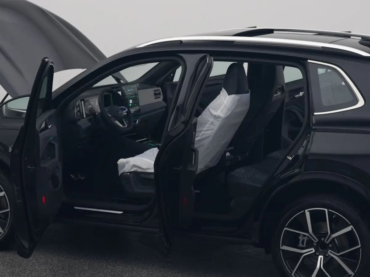 1.5 eHybrid R-Line NEW | PANO | 360° | HUD | ADAPTIVE | STOELMASSAGE | STOEL- EN STUURVERW. | TREKHAAK