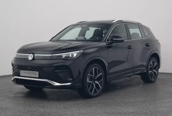 1.5 eHybrid R-Line NEW | PANO | 360° | HUD | ADAPTIVE | STOELMASSAGE | STOEL- EN STUURVERW. | TREKHAAK