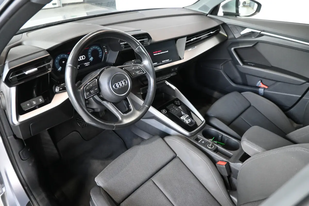 35 TFSI Business edition NAP! Cruise Clima LED CarPlay Navigatie PDC 1e Eigenaar! Inruil Mogelijk!