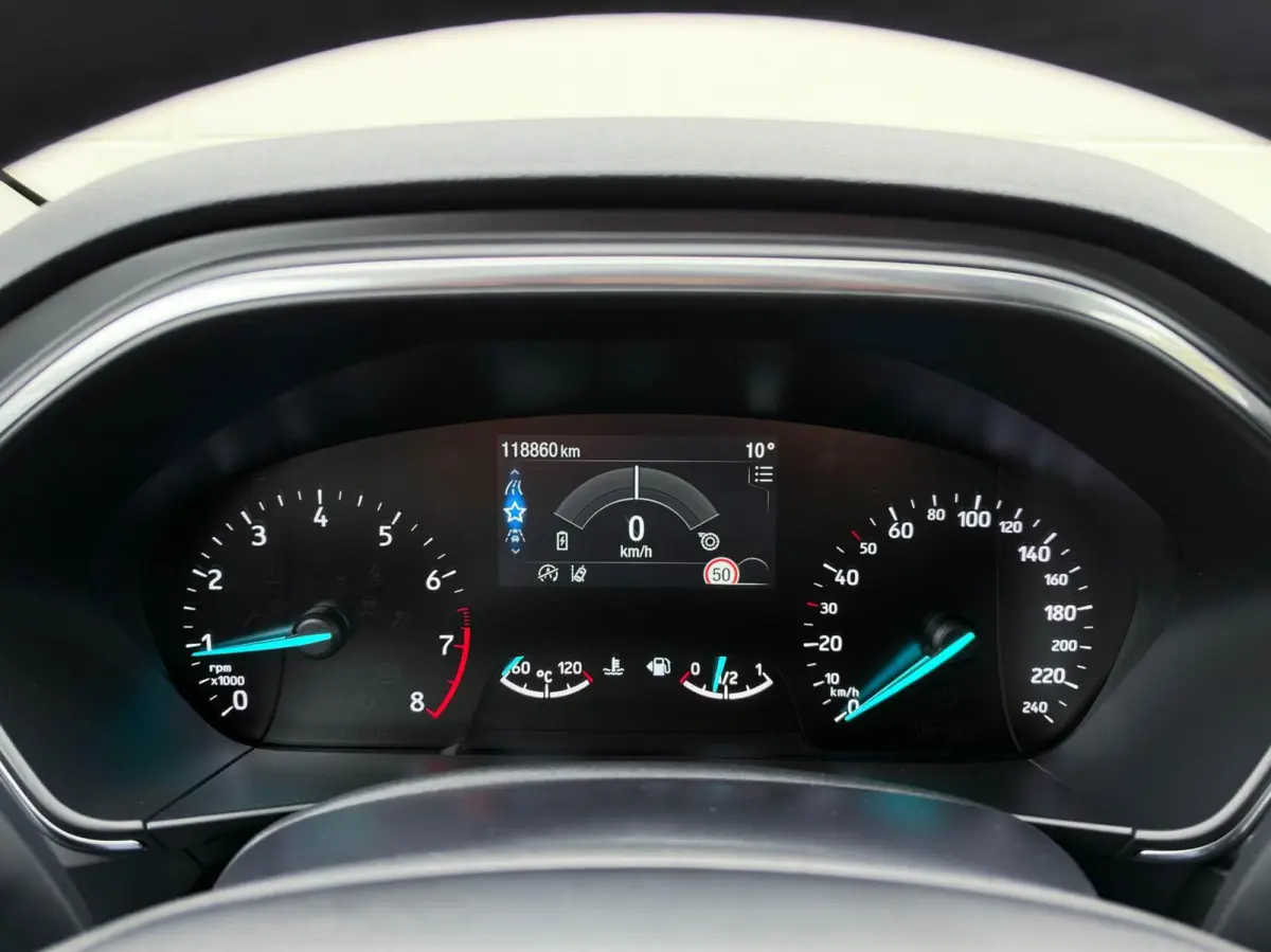 1.0 EcoBoost Hybrid 125pk Titanium | Navigatie | Adaptive cruise | Trekhaak