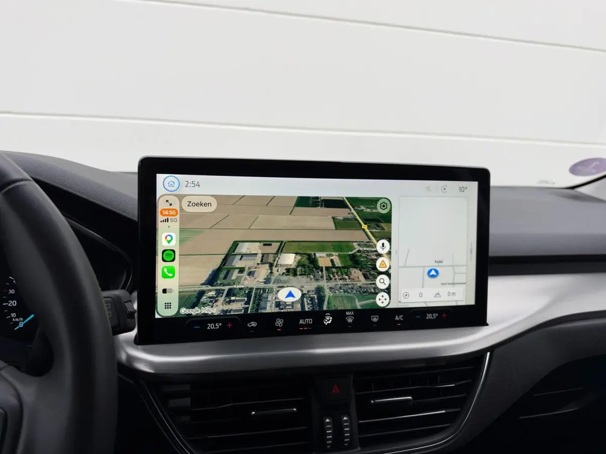 1.0 EcoBoost Hybrid 125pk Titanium | Navigatie | Adaptive cruise | Trekhaak