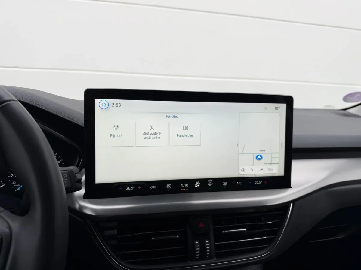 1.0 EcoBoost Hybrid 125pk Titanium | Navigatie | Adaptive cruise | Trekhaak