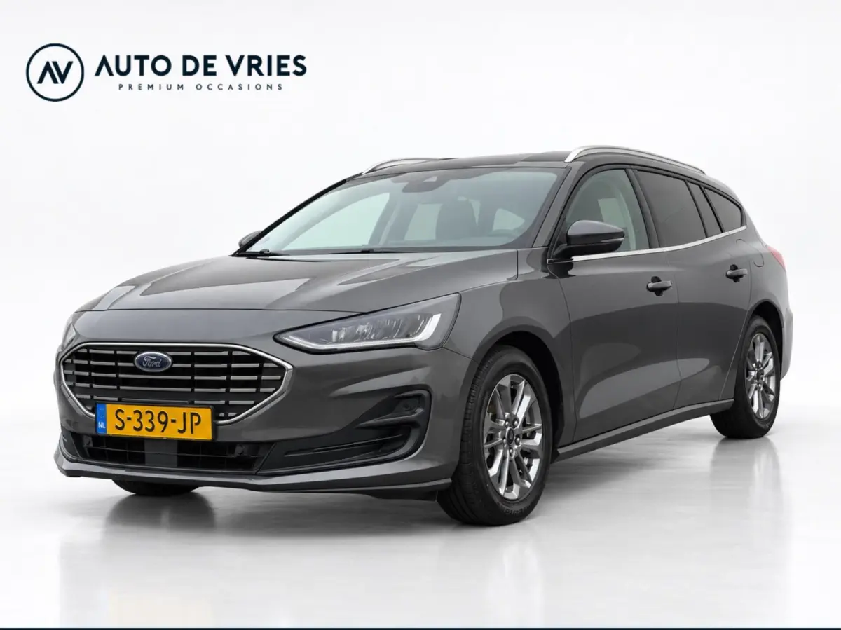 1.0 EcoBoost Hybrid 125pk Titanium | Navigatie | Adaptive cruise | Trekhaak