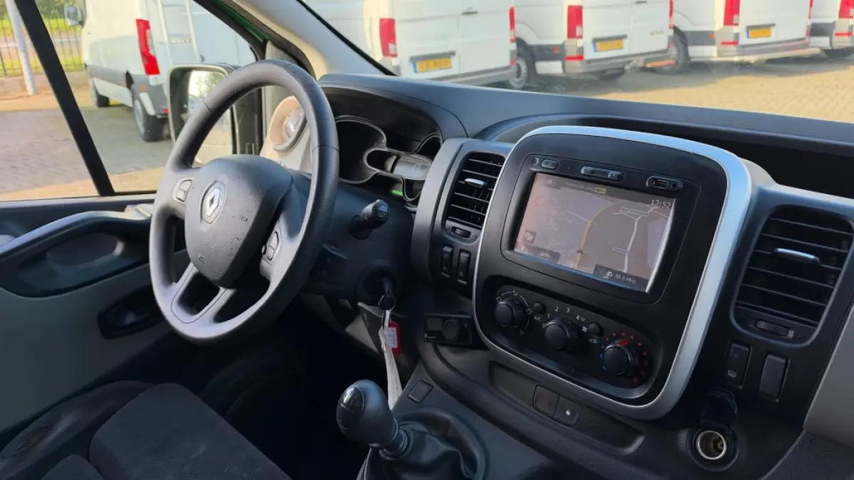 1.6 DCI 92KW 125PK L2H1 EURO 6 AIRCO/ NAVIGATIE/ CRUISE CONTROL/ 100% DEALERONDERHOUDEN