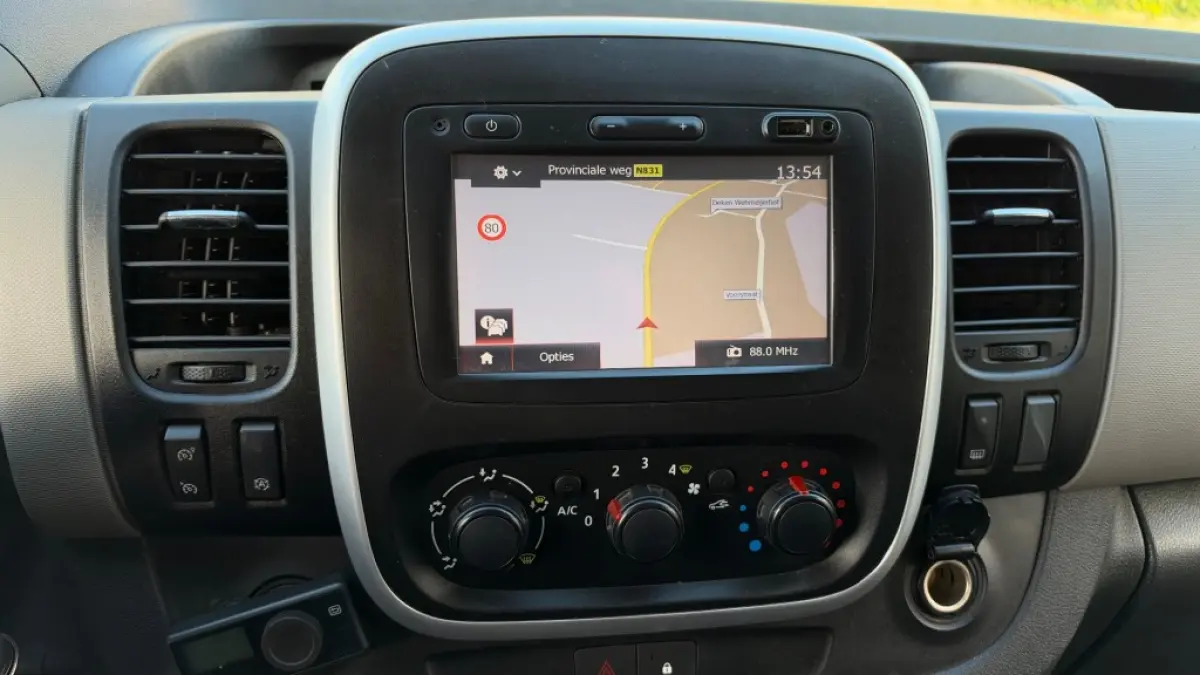1.6 DCI 92KW 125PK L2H1 EURO 6 AIRCO/ NAVIGATIE/ CRUISE CONTROL/ 100% DEALERONDERHOUDEN