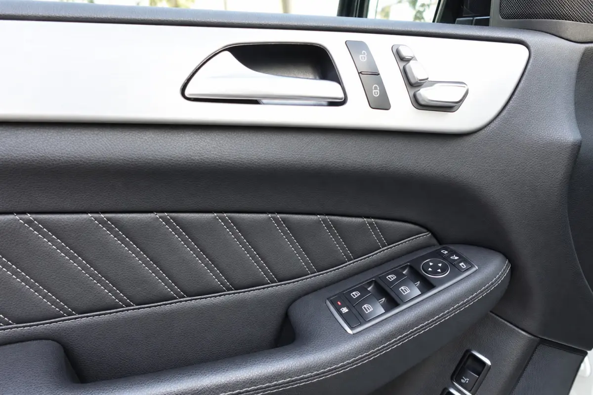 500 e 4MATIC PANO LEDER 360 VOL