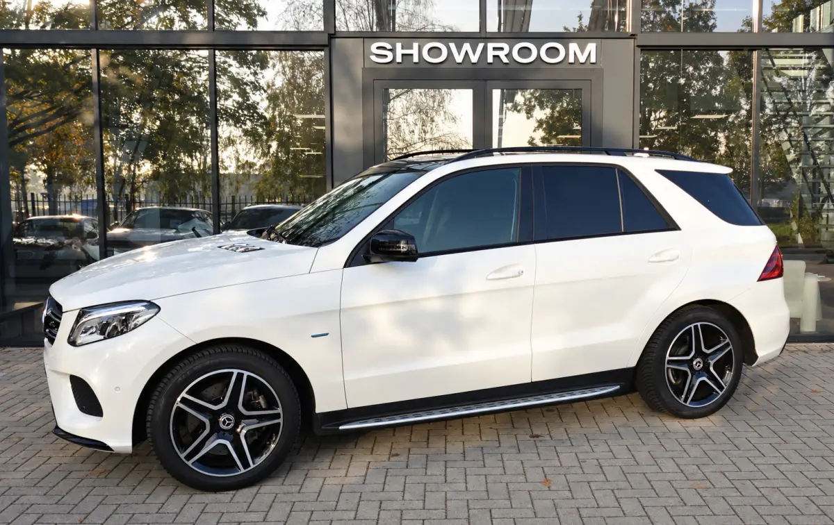 500 e 4MATIC PANO LEDER 360 VOL