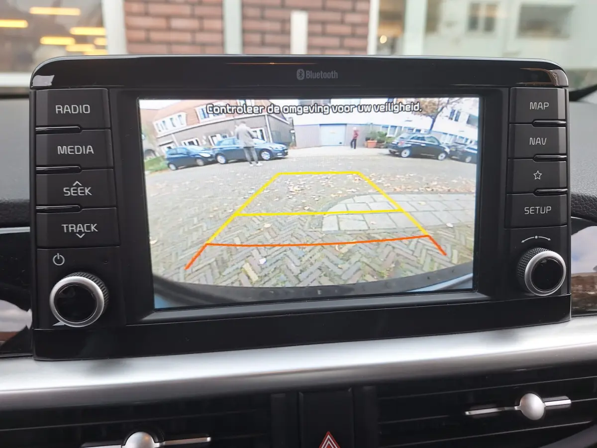 1.0 CVVT ComfortPlusLine Navigator /Camera/Navi/Apple/Android/Garantie